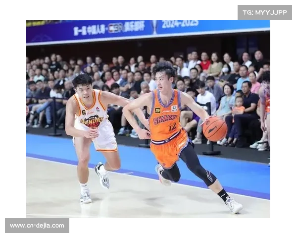 上海94-84双杀广东，豪取四连胜登顶积分榜。